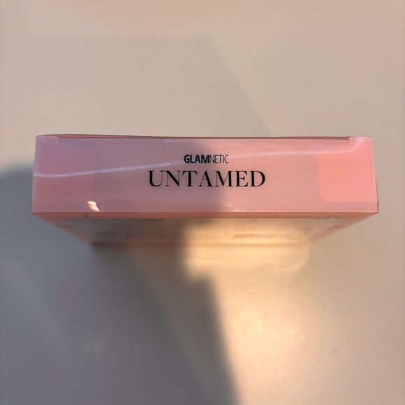 Glamnetic ‘Untamed’ Press-on Nails - Medium Almond - Picture 6 of 7